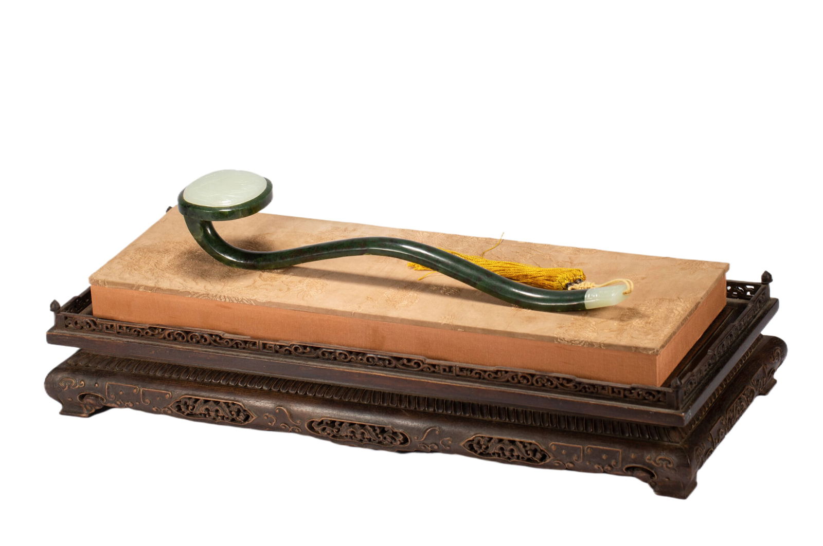 A JADE INLAID SPINACH GREEN JADE