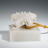 A JADE SEAL WITH AUSPICIOUS BE