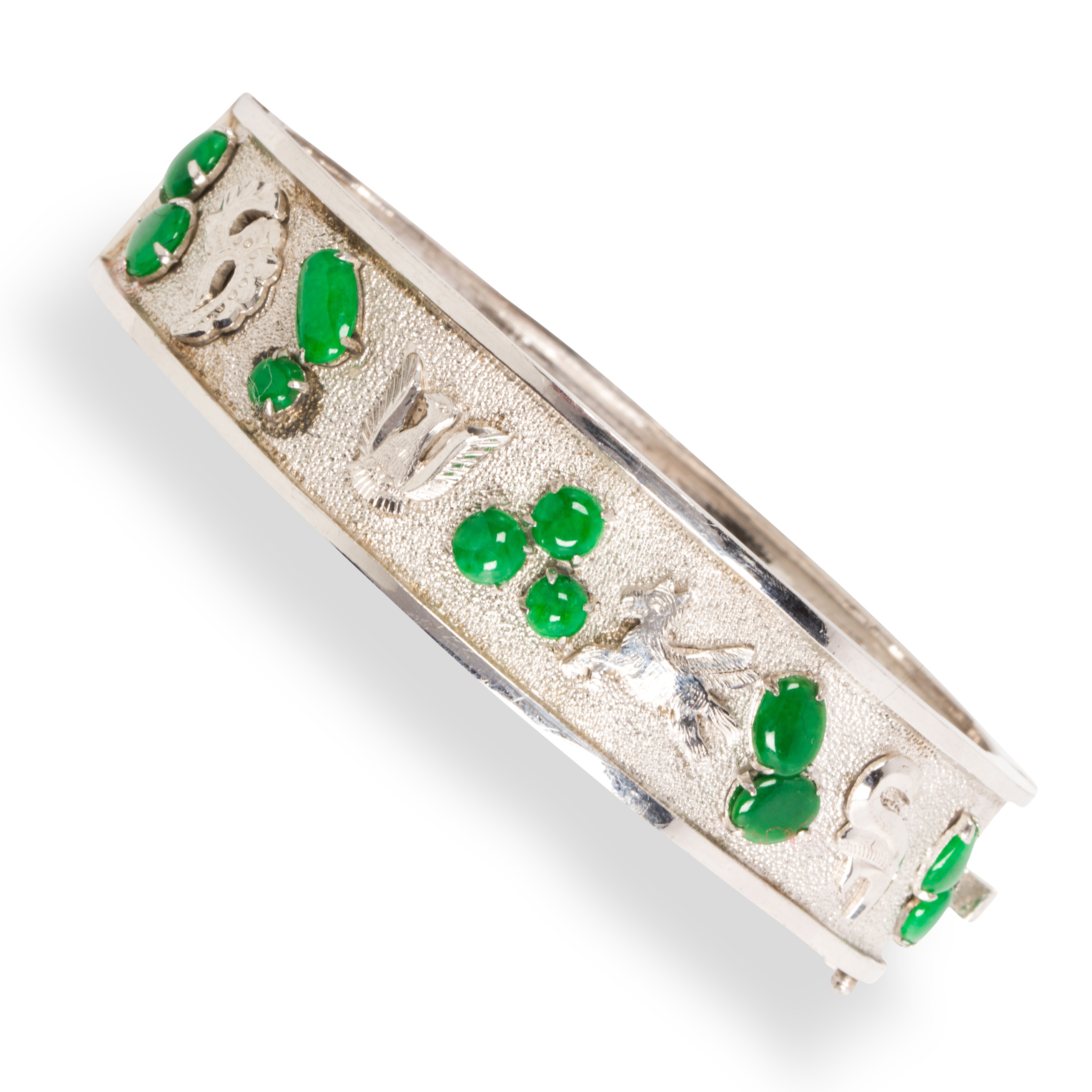 A JADEITE AND EIGHTEEN KARAT
