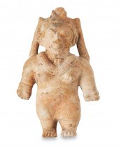 A JAMA-COAQUE CERAMIC STANDING
