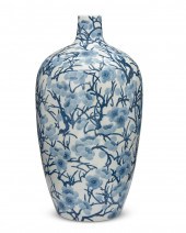 A JAPANESE BLUE AND WHITE PORC