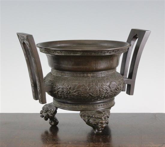 A Japanese bronze koro Edo period