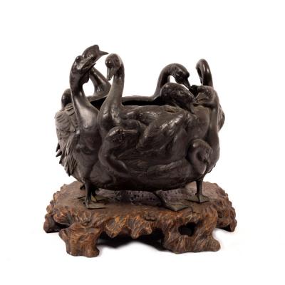 A Japanese bronze planter, Meiji