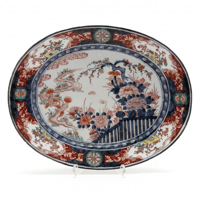 A JAPANESE IMARI OVAL PLATTER 
