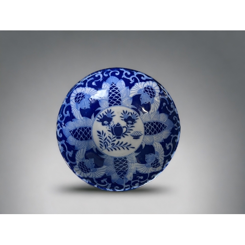 A JAPANESE IMARI SOMETSUKE WARE