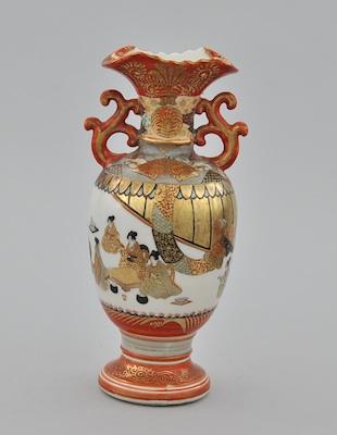 A Japanese Kutani Porcelain Vase Of