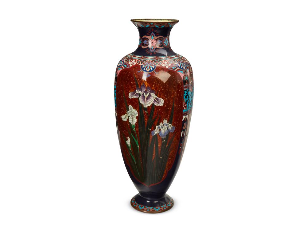 A JAPANESE MUSEN CLOISONNé VASEA