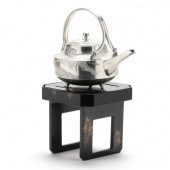 A JAPANESE PEWTER SAKE POT WIT