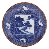 A JAPANESE PORCELAIN BLUE AND