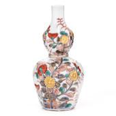 A JAPANESE PORCELAIN IMARI DOU