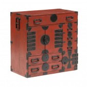 A JAPANESE RED CHOBA DANSU CHE