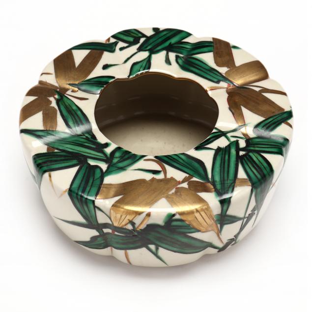 A JAPANESE SATSUMA VASE WITH BAMBOO