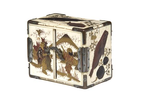 A Japanese Shibayama Decorated