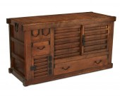 A JAPANESE TANSU CHESTA Japane