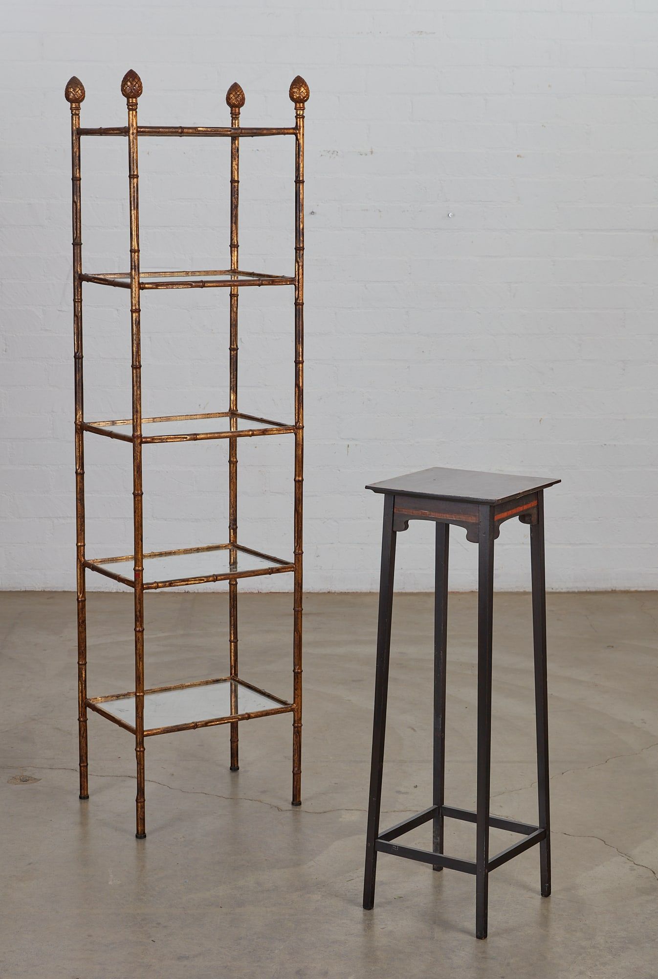A JAPONESQUE GILT METAL ETAGERE,