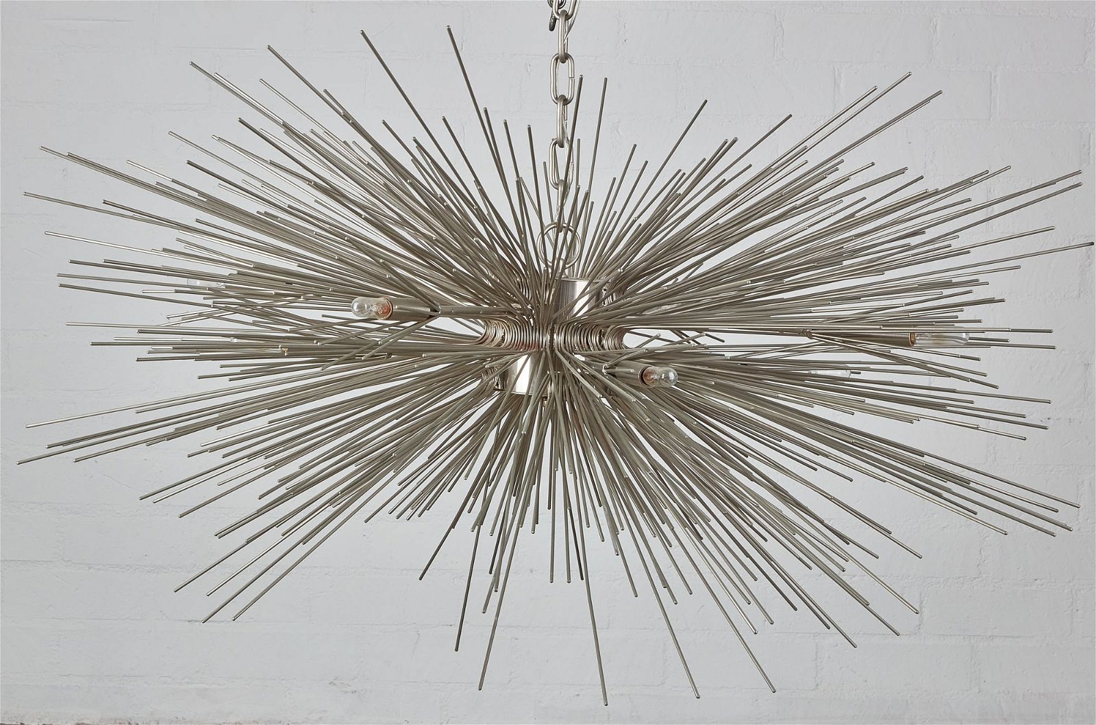 A JEAN DE MERRY LUMIERE PENDANT