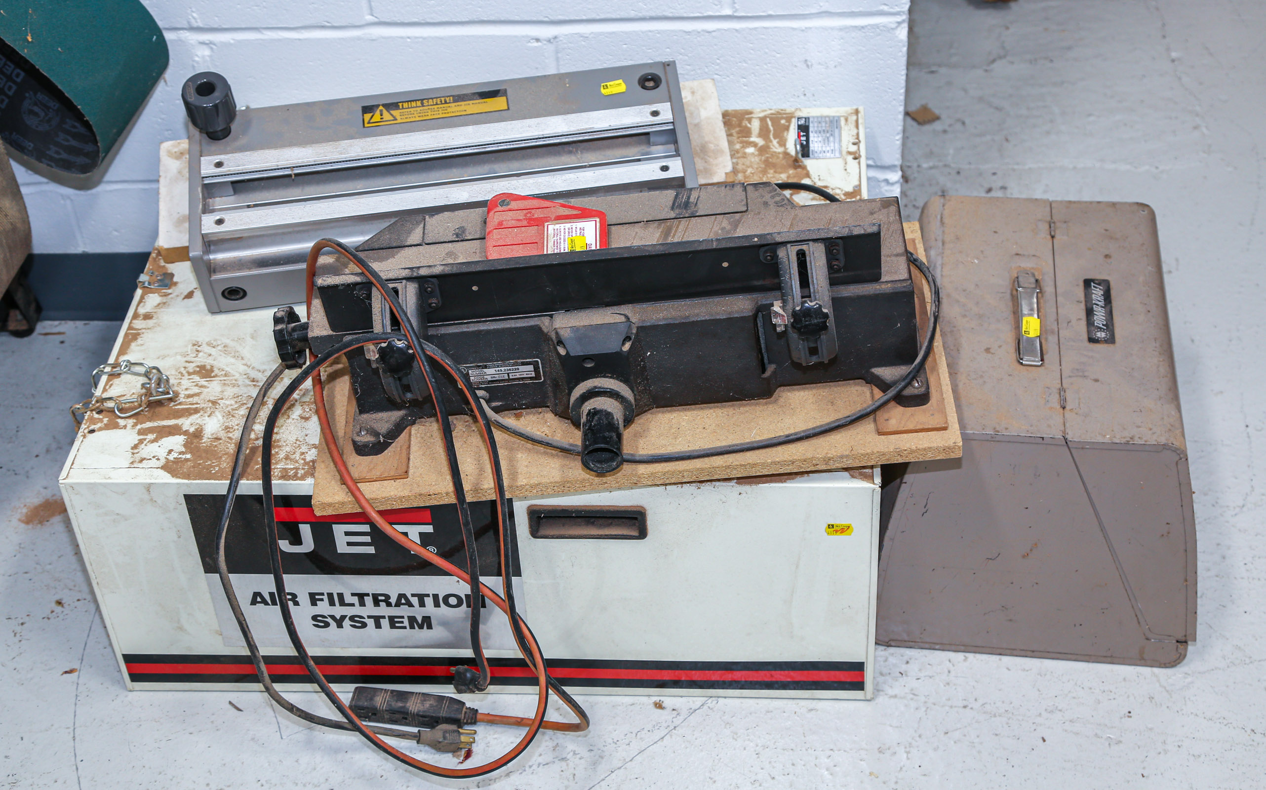 A JET AIR FILTRATION SYSTEM With