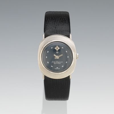 A Jules Jurgensen Gold Wrist