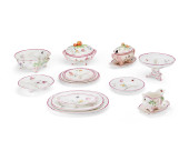 A JULES VIEILLARD FAIENCE DINN