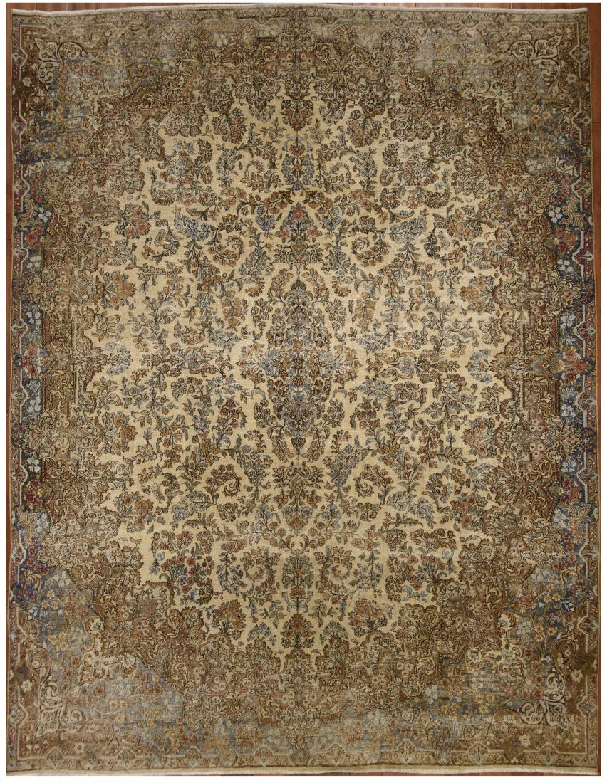 A KIRMAN RUG, MID 20TH CENTURYA