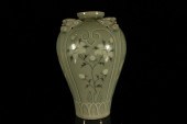 A KOREAN CELADON-GLAZED 'FLOWE