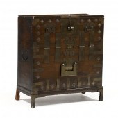 A KOREAN TANSU CHEST  Joseon p