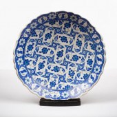 A Kutahya 16th Century style b