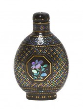 A Lac Burgaute Snuff Bottle of
