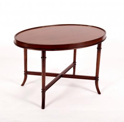 A lacquered Silverdale table tray