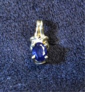 A Ladies 14K Saphire And Diamo