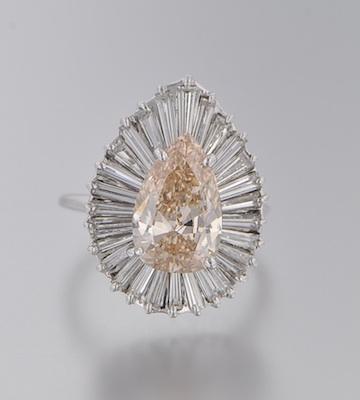A Ladies' 2.52 Carat Fancy Color