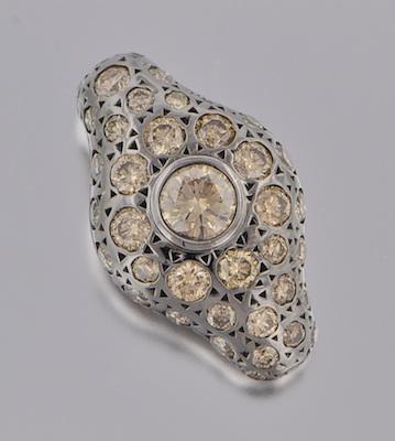 A Ladies' Diamond Pendant 14k white