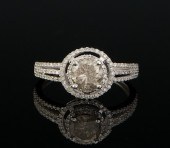 A Ladies' Diamond Ring 14k whi