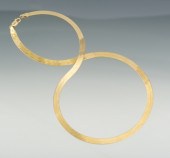 A Ladies' Herringbone Chain Ne