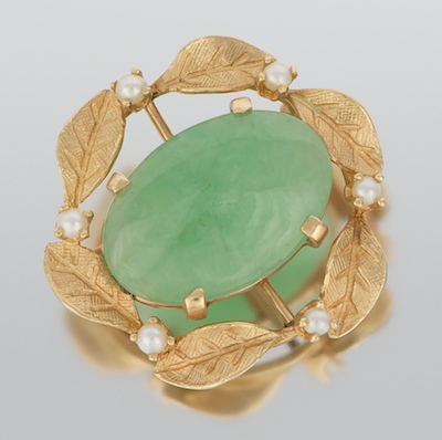 A Ladies' Jade and Pearl Brooch 14k