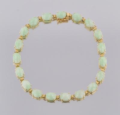 A Ladies' Jade Bracelet 14k