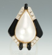 A Ladies' Mabe Pearl Onyx and