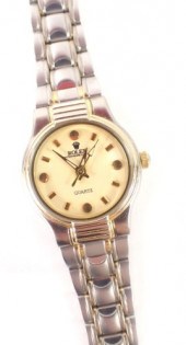 A ladies wristwatch, on stainl