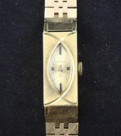 A lady's 18ct gold Juvenia rec