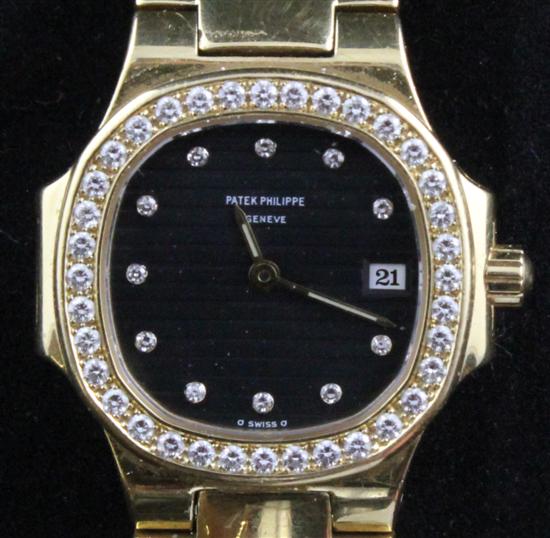 A lady's 1990's 18ct gold and
