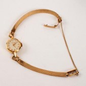 A lady's 9ct gold cased cockta