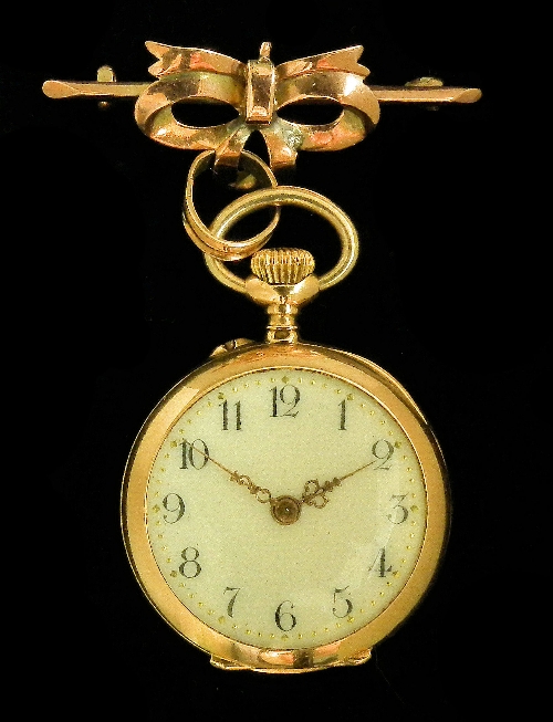 A lady's gold coloured metal