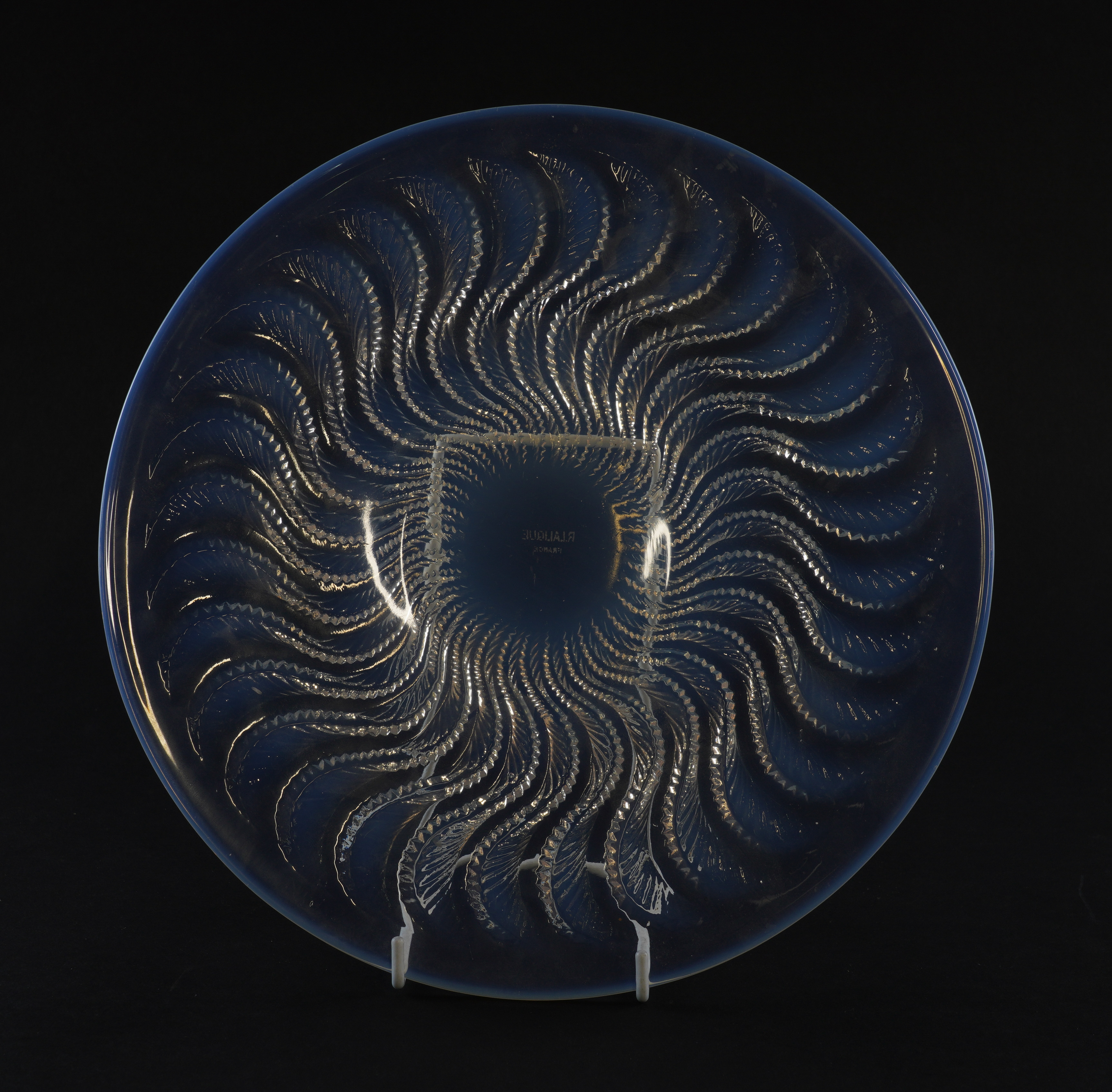 A LALIQUE `ACTINIA' OPALESCENT