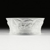 A LALIQUE CLEAR AND FROSTED CR