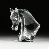 A LALIQUE CRYSTAL "TÊTE DE CHE