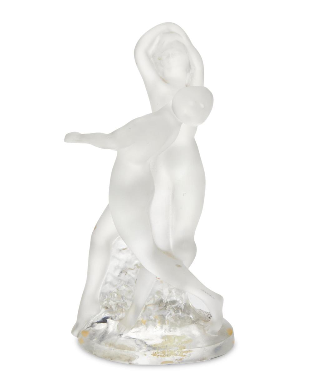 A LALIQUE “DEUX DANSEUSES”