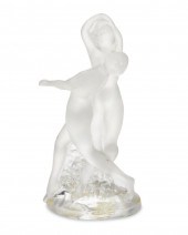 A LALIQUE “DEUX DANSEUSES” CRY