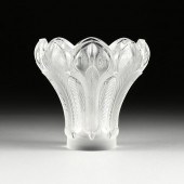 A LALIQUE FROSTED AND POLISHED