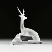 A LALIQUE FROSTED CRYSTAL STAG