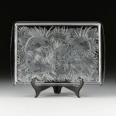 A LALIQUE FROSTED ETCHED CRYST